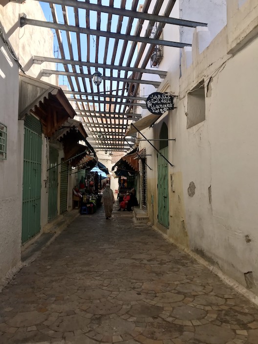 Alley in Boujad Medina - Blog - Dreaming of Benis