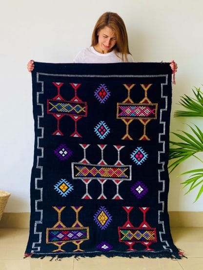 Black Moroccan Rug with Colourful Berber Designs - Chenille Kilim - Noir